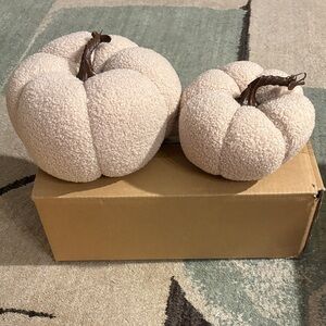 New Pumpkin Decor Set